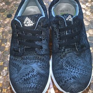 Women's Black Athletic Shoes